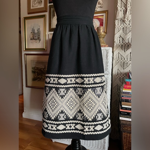 5 for $35 Ethnic pattern skirt - Picture 3 of 12
